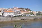 SILVES (Concelho de Silves), 08.05.2014, Rio Arade mit Stadtblick