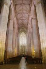 Batalha, Mittelschiff der Klosterkirche Santa Maria, Gewlbe von Meister Huguet (28.05.2014)