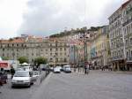 Lissabon, Rossio Platz mit Castelo de Sao Jorge (29.05.2014)