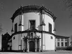 Die runde Kirche des ehemaligen Bergklosters Mosteiro da Serra do Pilar aus dem 16.