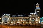 Der 1914 bis 1918 erbaute Kiewer Bahnhof in der russischen Hauptstadt Moskau.