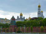 Die Trme der sich auf dem Kreml-Gelnde befindlichen Kirchen.