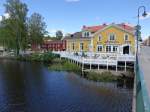 Askersund, Rum Wrdshus Pup an der Hafenbrcke (16.06.2015)