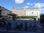 Stockholm, Gebäude und Palmhuset am Norrmalmstorg Platz (04.06.2018)