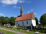 Mittelalterliche Kirche von Mlltorp, gotische Hallenkirche, erbaut ab 1200 mit achteckigem Dachreiter (16.06.2015)