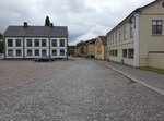 Am Htorget Platz in Filipstad, Huser erbaut 1760 (17.06.2016)