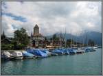 Spiez am Thunersee mit dem alles berragenden Schloturm, aufgenommen am 18.07.2010.