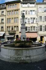 Genf, Brunnen am Place Bourg de Four (20.03.2011)