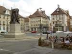 La Chaux de Fonds, Place Hotel de Ville mit Republiksdenkmal (28.07.2012)