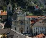 Blick vom Castelgrande auf die Kirche SS.Pietro e Stefano erbaut im 15.Jahrhundert.