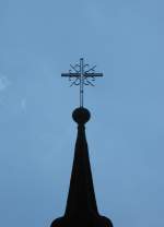 Die Kirchturmspitze der kath.Kirche von St.Gingolph/Suisse.
