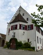 Rheinau, ehemaliger Klosterkeller, seit 150 Jahren von der Staatskellerei Zrich genutzt, Juli 2013