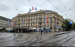 Symbol fr das Schweizer Bankenwesen ist der Paradeplatz in Zrich (CH) mit dem Haupthaus der Credit Suisse Group.