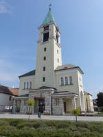 Bytca / Kleinbitsch, Allerheiligenkirche am Slovenskej Republiky Namesti (30.08.2019)
