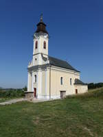 Velky Kamenec, Pfarrkirche St.