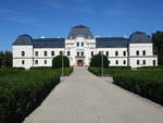 Humenne / Humenau, Barockschloss am Namesti Slobody, erbaut 1775 (31.08.2020)