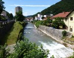 Trzic, die Bistrica durchfließt die Stadt, Juni 2016
