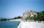 Palma de Mallorca - Kathedrale und Parque del Mar (von Sdosten), Sommer 1999