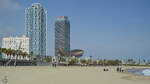 Unterwegs am Strand von Barcelona.