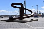 SANTA CRUZ DE TENERIFE (Provincia de Santa Cruz de Tenerife), 29.03.2016, Kunst auf der Plaza de Europa