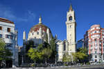 Die von 1902 bis 1910 erbaute Kirche San Manuel und San Benito (Iglesia de San Manuel y San Benito) ist eines der besten Beispiele der neobyzantinischen Architektur in Madrid.