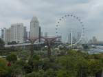 Am 4.10.2014 der erste Tag in Singapur ging es quer durch die Stadt um das Marina Bay Sands Hotel zu finden.