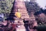 Buddha-Statue in der Ruinenstadt von Sukhothai, der Hauptstadt des Sukhothai-Knigreiches im 13.