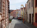 Trebon, historische Brgerhuser in der Rozmerska Strae (27.05.2019)