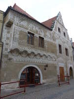Tabor, Starek Haus, Fassade mit Figuren und Ornamentgraffitis von 1570 (27.05.2019)