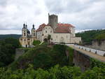 Vranov nad Dyj, Schloss Frain, erbaut von 1687 bis 1695 durch den Wiener Hofarchitekten Johann Bernhard Fischer von Erlach fr den Reichsgrafen Michael Johann von Althann (29.05.2019)