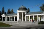 Marienbad (Marianske Lazne), die Kolonnaden der Karolinenquelle, Okt.2012