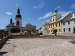 Manetin, Rathaus und Kirche St.