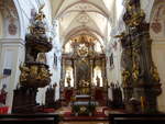 Litomerice / Leitmeritz, Kanzel und Altre im Chor der St.