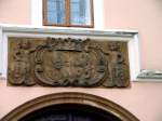 Die Wappen am Portal des Schlosses Klasterec, 18.06.07