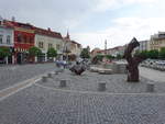 Mlada Boleslav / Jungbunzlau, Skulpturen am Hauptplatz Staromestske Namesti (28.06.2020)
