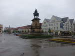 Podebrady / Podiebrad, Reiterstandbild fr Jiri z Podebrad von 1891 am Hauptplatz (29.06.2020)