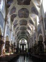 Prag, Klosterkirche Maria Himmelfahrt, Strahov Kloster, erbaut 1148, Fresken von Ignaz Raab und Josef Kramolin, Hochaltar von Ignaz Franz Platzer (31.08.2013)