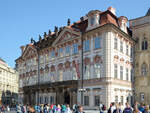 Im von 1755 bis 1765 im Stil des Rokoko erbauten Palais Goltz-Kinsky ist die Generaldirektion Nationalgalerie Prag und eine Dauerausstellung ber tschechische Landschaftsmalerei untergebracht.