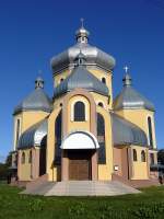 Neue Kirche in Lavrykiv (Ukraine) 15-09-2007.