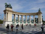 Budapest, Kolonaden am Heldenplatz, Pantheon der ungarischen Geschichte.