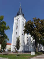 Hajdbszrmny, reformierte Kirche am Bocskai Ter, erbaut bis 1881 durch Gyz Czigler (05.09.2018)