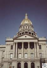 Blick auf das Capitol von Colorado, welches im Herzen von Denver zu finden ist.