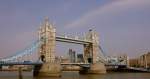 Die Tower Bridge in London, nach wie vor ein beeindruckendes Gebude und ein beliebtes und vielfotografiertes Sujet in London  (19.04.2010)