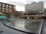 Manchester, Picadilly Platz mit Springbrunnen (07.12.2011)