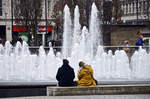 Springbrunnen in den Piccadilly Gardens in Manchester City Centre - England.