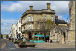 Die High Street f�hrt durch die Altstadt von Southampton und beherbergt zahlreiche Gesch�fte und Restaurants.