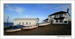 Lifeboat Station und The Paris Inn (Hotel/Pub) in Coverack, Cornwall UK