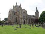 Dunfermline, Klosterkirche, erbaut ab 1150, Hauptturm von 1753 (09.07.2015)