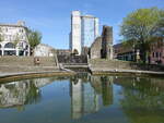 Swansea, Castle Square mit BT Tower und Burgruine (28.04.2025)