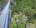 Blick von der Todtnauer H�ngebr�cke  auf die Todtnauer Wasserf�lle, Juni 2026